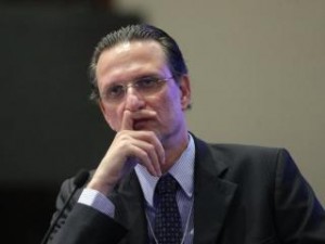PERNAMBUCO PROMOVE PRIMEIRO LEILÃO DE ENERGIA SOLAR DO ESTADO Mauricio Tolmasquim, presidente da EPE