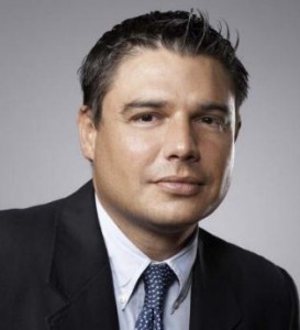GE OIL & GAS E NATIONAL OILWELL VARCO FECHAM ACORDO PARA FORNECER SOLUÇÕES PARA FPSOS Lorenzo Simonelli, novo chefe da divisão de Óleo&Gás da GE
