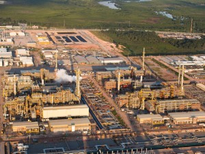 Construção da Unidade de Hidrotratamento HDT e da Unidade de Geração de Hidrogênio UGH da Refinaria Abreu e Lima - 11.2014