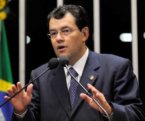 Eduardo Braga, Ministro de Minas e Energia.