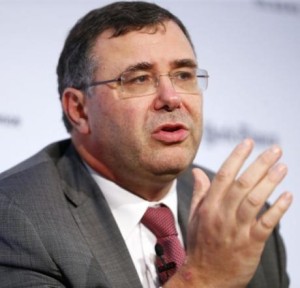 TOTAL REDUZ META DE PRODUÇÃO E CORTA INVESTIMENTOS PARA 2017 patrick pouyanne