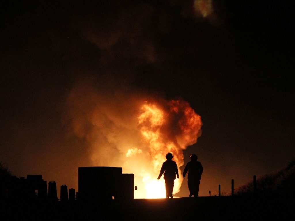 Resultado de imagem para EXPLOSÃO EM GASODUTO NO TEXAS FEV 2017